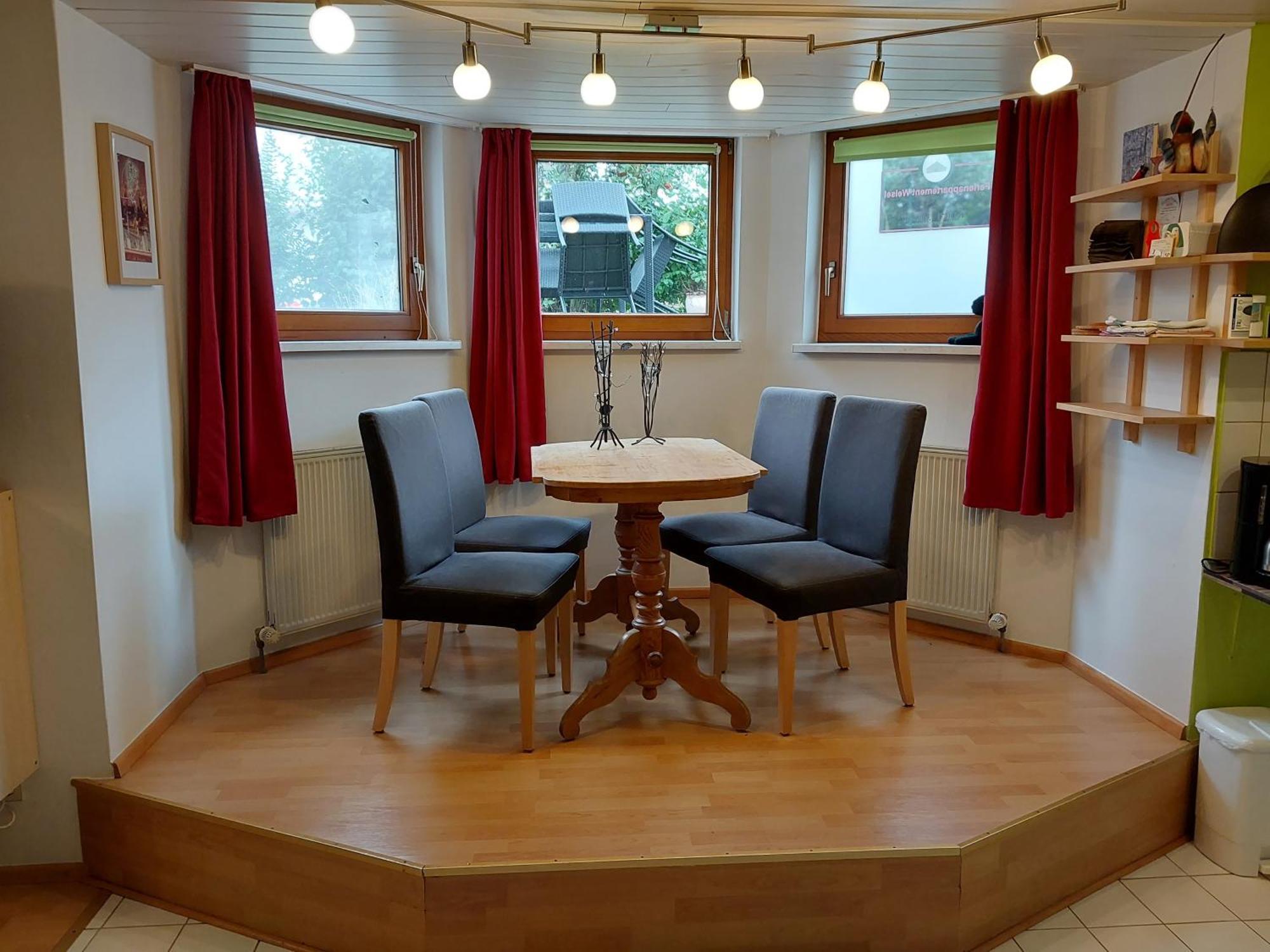 Ferienappartement Weisel Apartment
